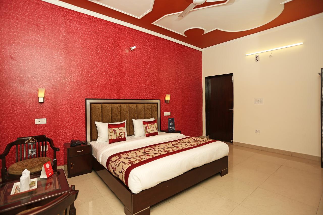 Oyo 9905 Hotel Doon Star Dehradun Ngoại thất bức ảnh